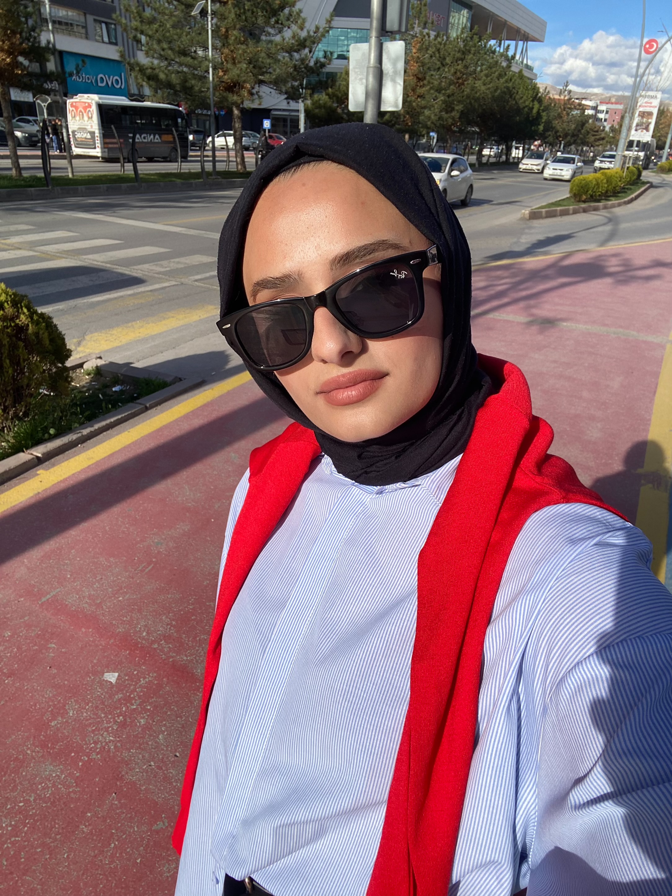 Neslihan Koyuncu — Instagram UGC içerik üreticisi
